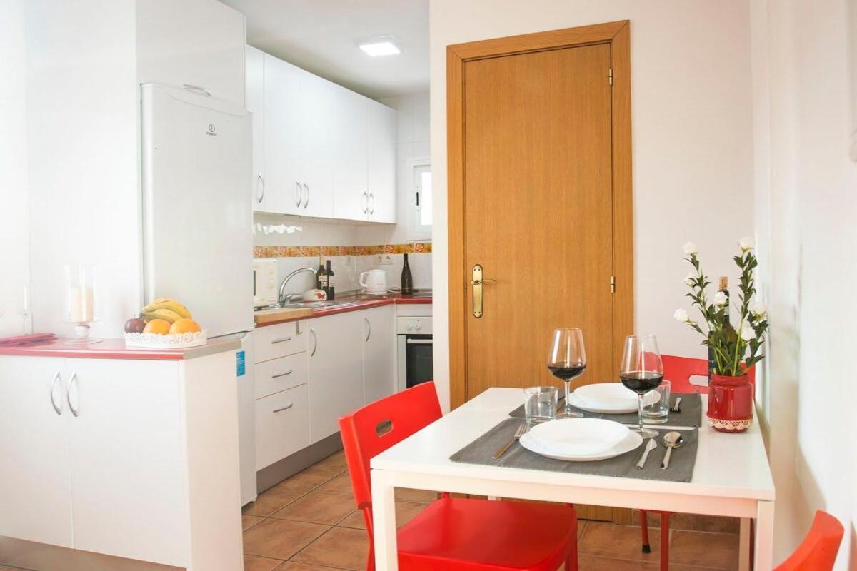 Bonito Apartamento Con Terraza - Pedregalejo Playa Málaga Exteriör bild